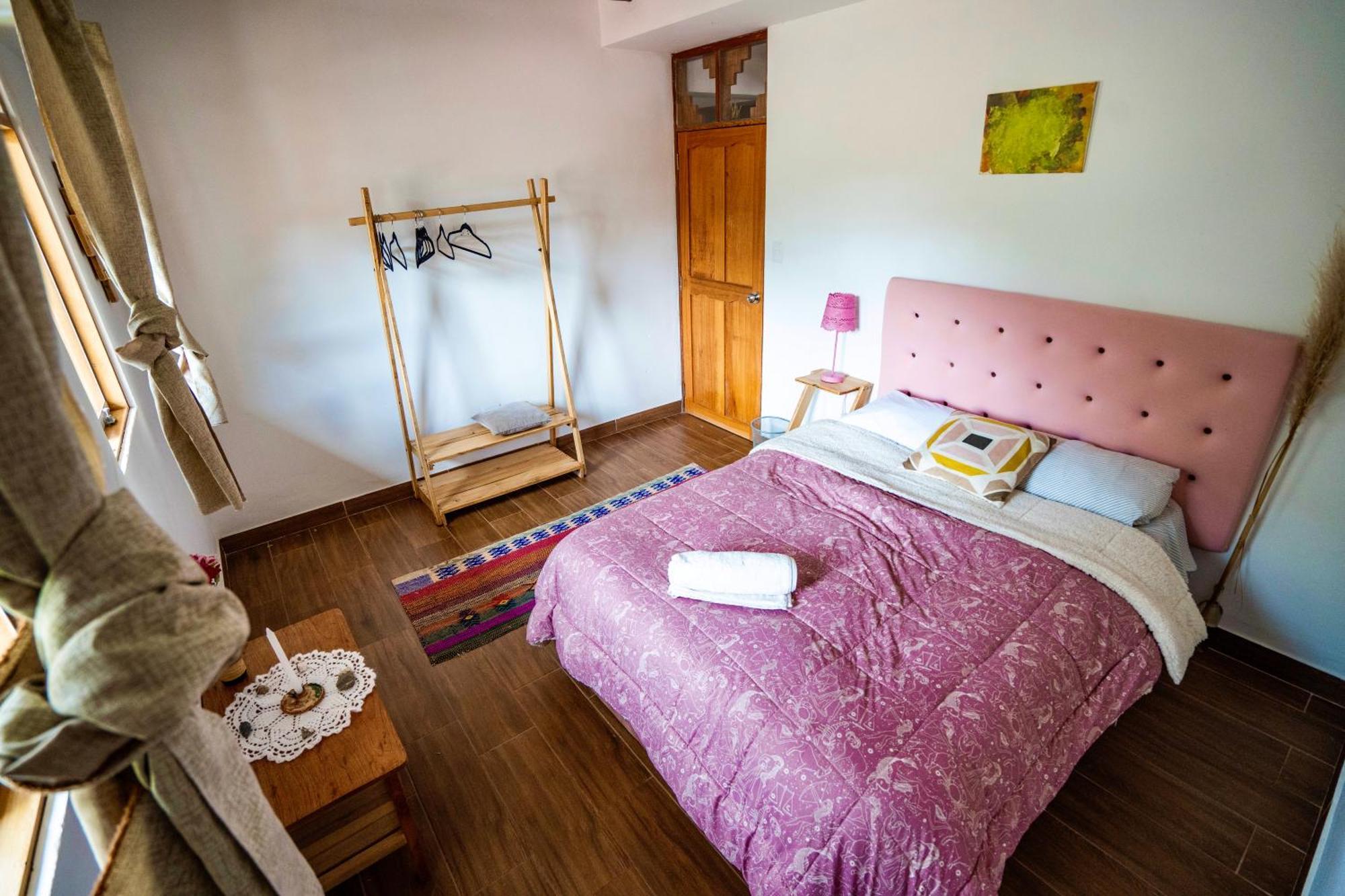 Blue Lotus Retreat Center Bed & Breakfast Писак Екстериор снимка